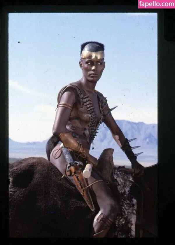 Grace Jones Onlyfans Photo Gallery 