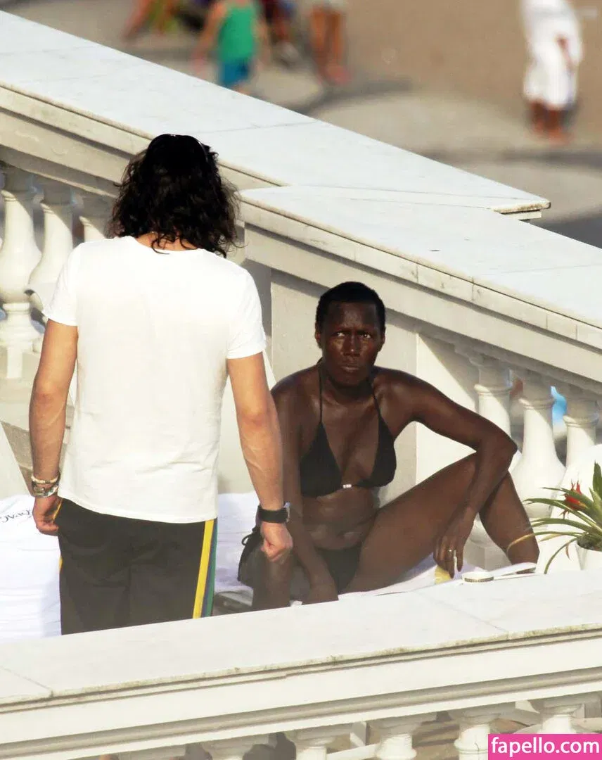 Grace Jones Onlyfans Photo Gallery 