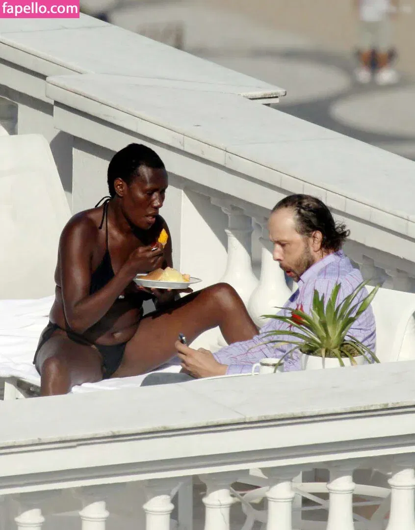 Grace Jones Onlyfans Photo Gallery 