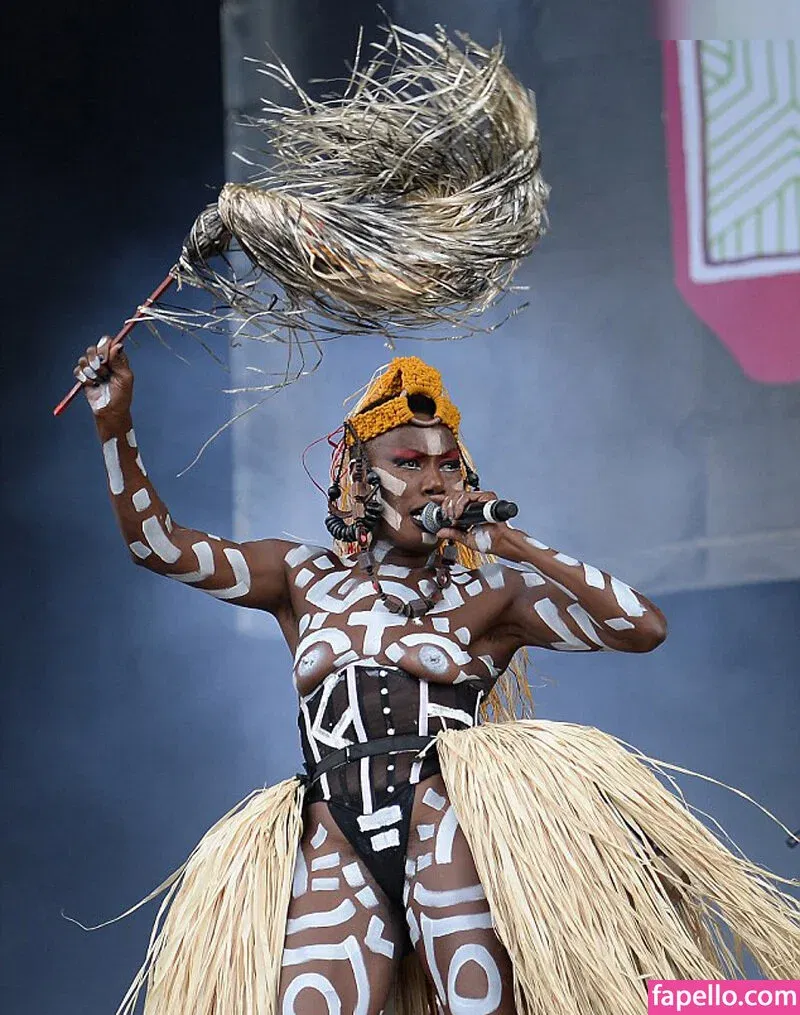 Grace Jones Onlyfans Photo Gallery 