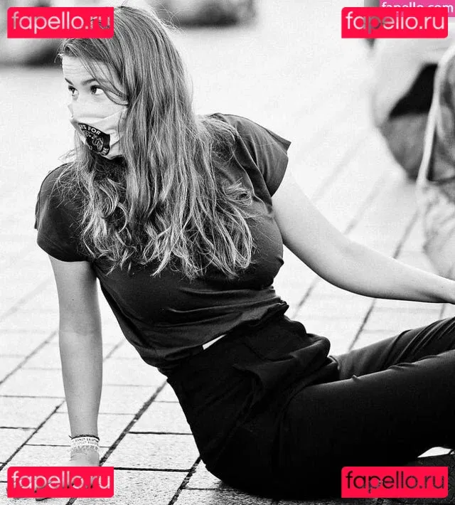 Luisa Neubauer Onlyfans Photo Gallery 