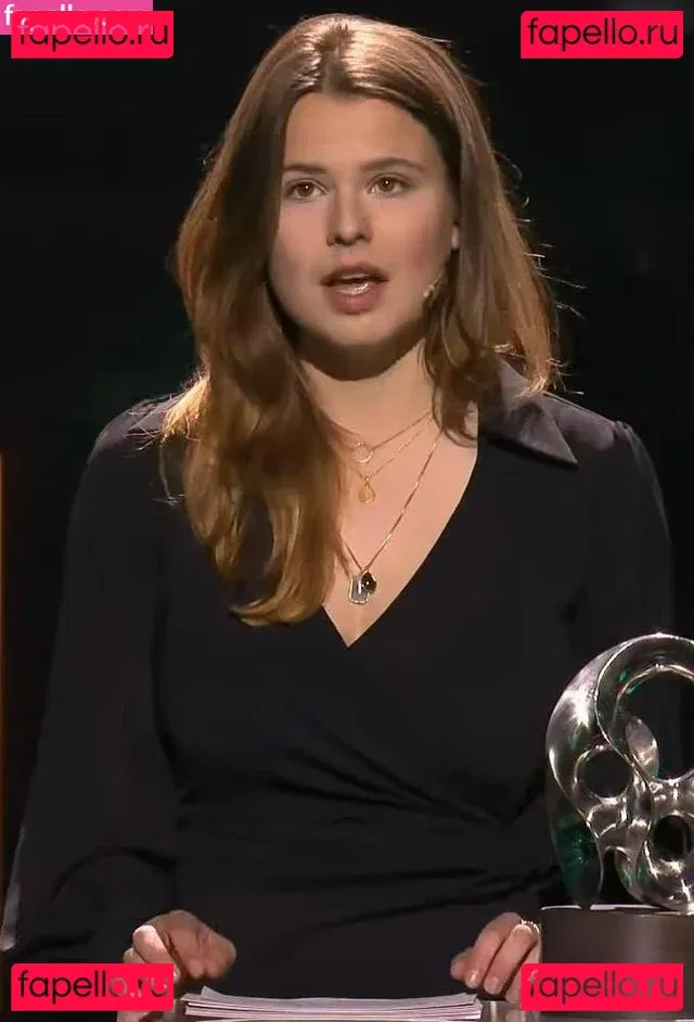 Luisa Neubauer Onlyfans Photo Gallery 