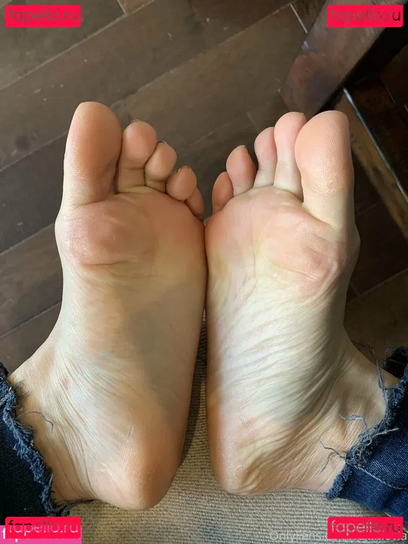 fallinlovia Onlyfans Photo Gallery 