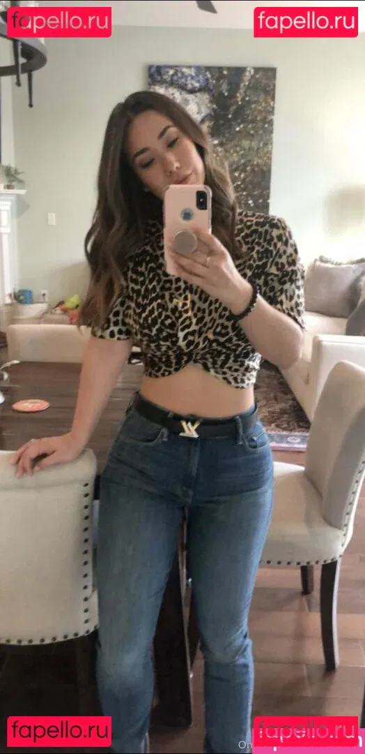 fallinlovia Onlyfans Photo Gallery 