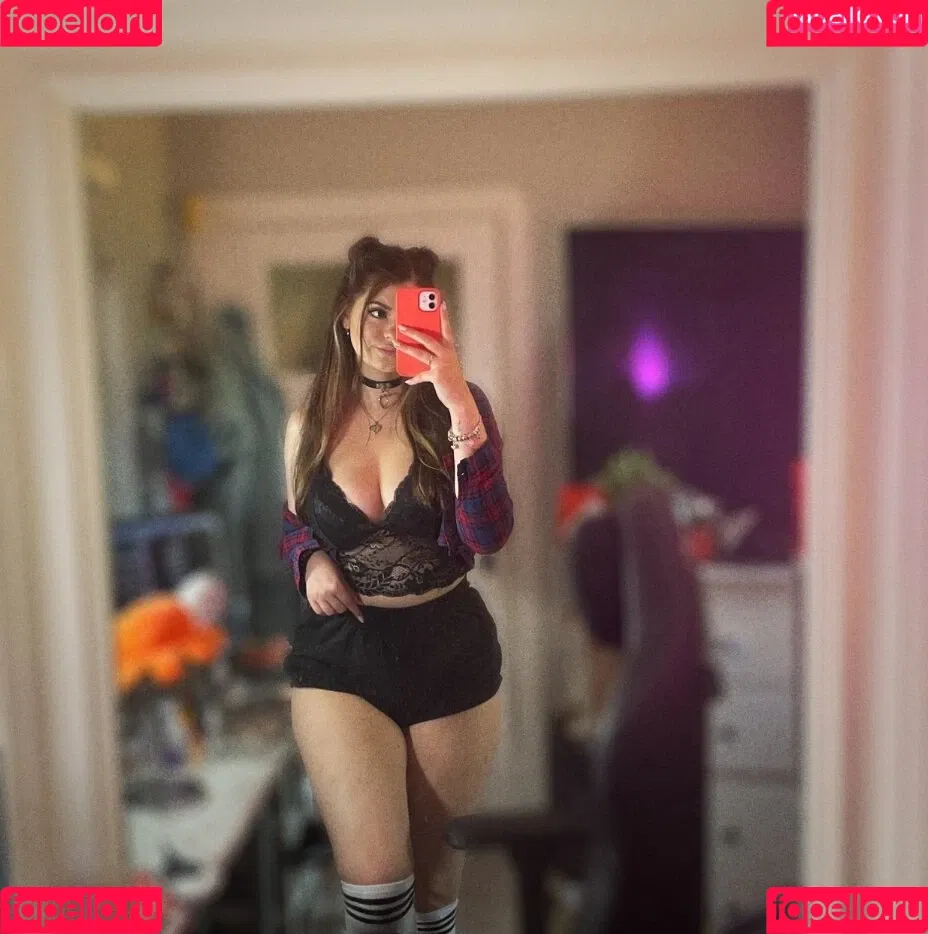 Feneliactx Onlyfans Photo Gallery 