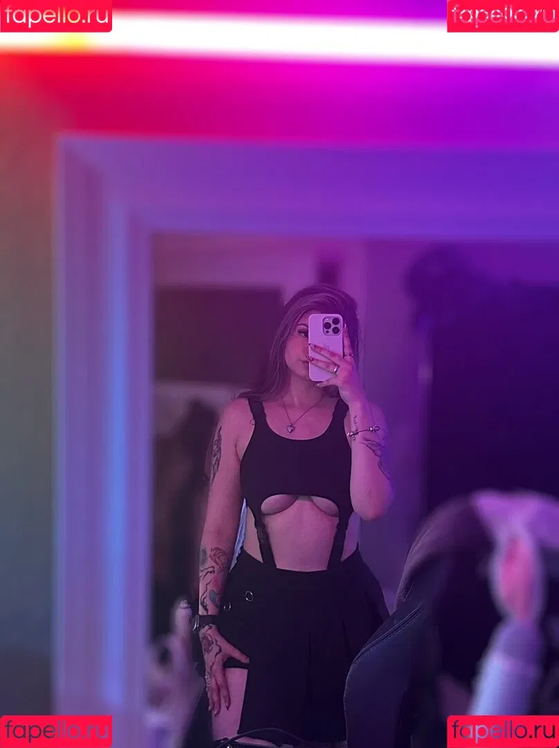 Feneliactx Onlyfans Photo Gallery 