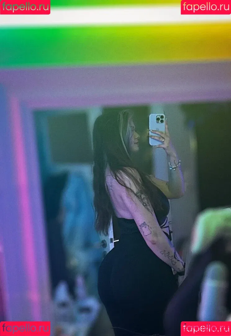 Feneliactx Onlyfans Photo Gallery 