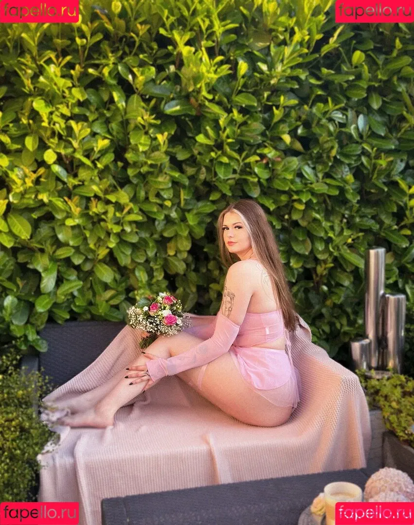 Feneliactx Onlyfans Photo Gallery 