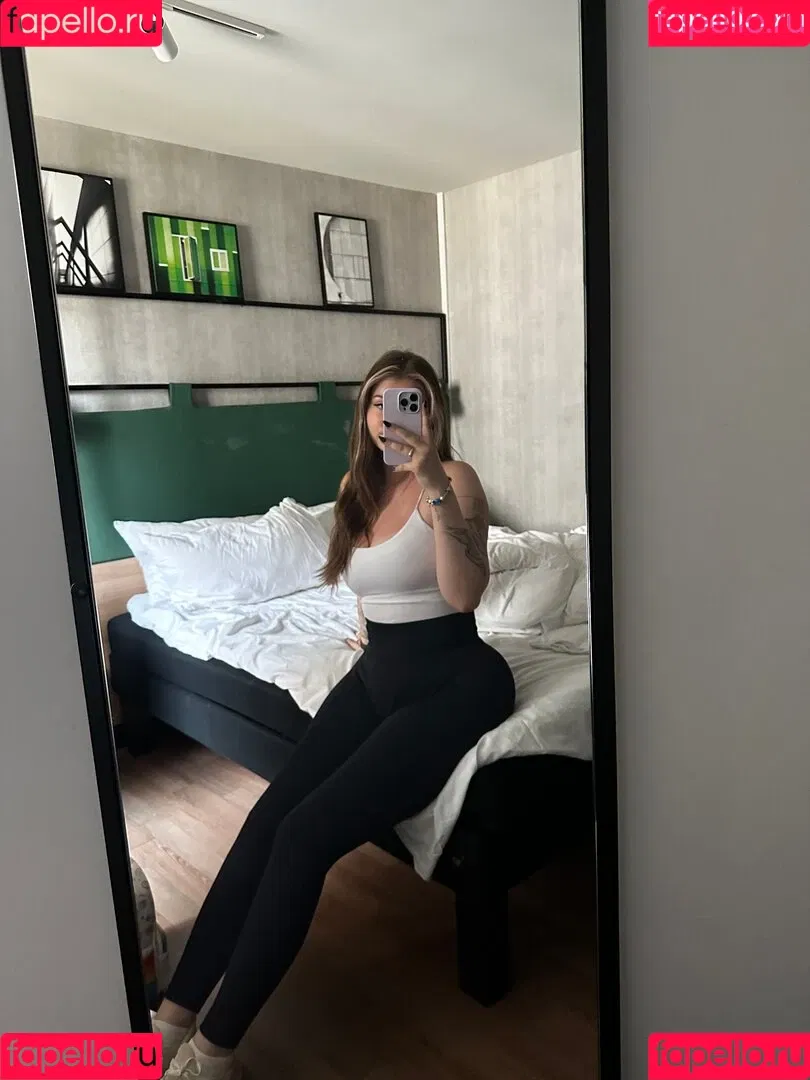 Feneliactx Onlyfans Photo Gallery 