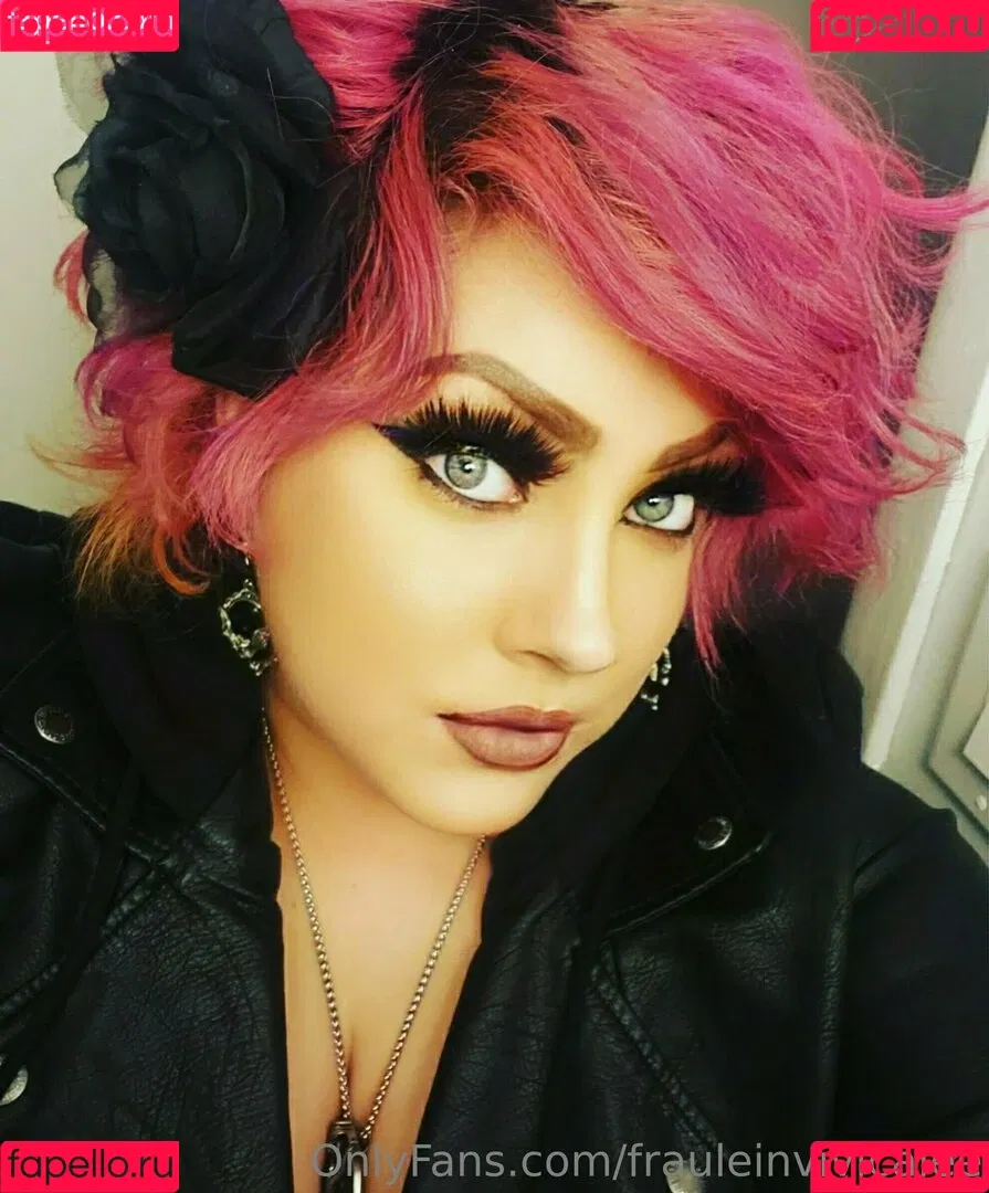 frauleinvivicalee Onlyfans Photo Gallery 