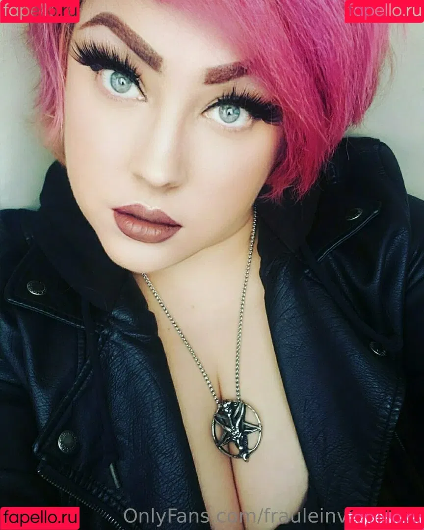 frauleinvivicalee Onlyfans Photo Gallery 