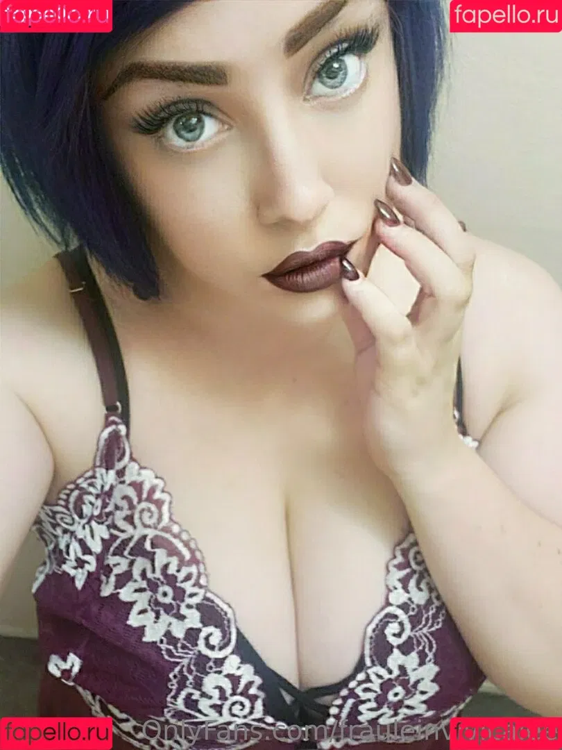 frauleinvivicalee Onlyfans Photo Gallery 