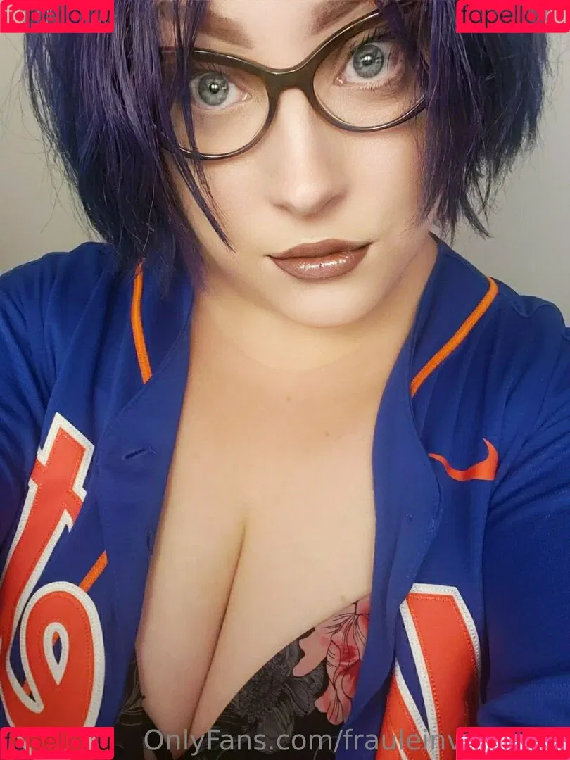 frauleinvivicalee Onlyfans Photo Gallery 