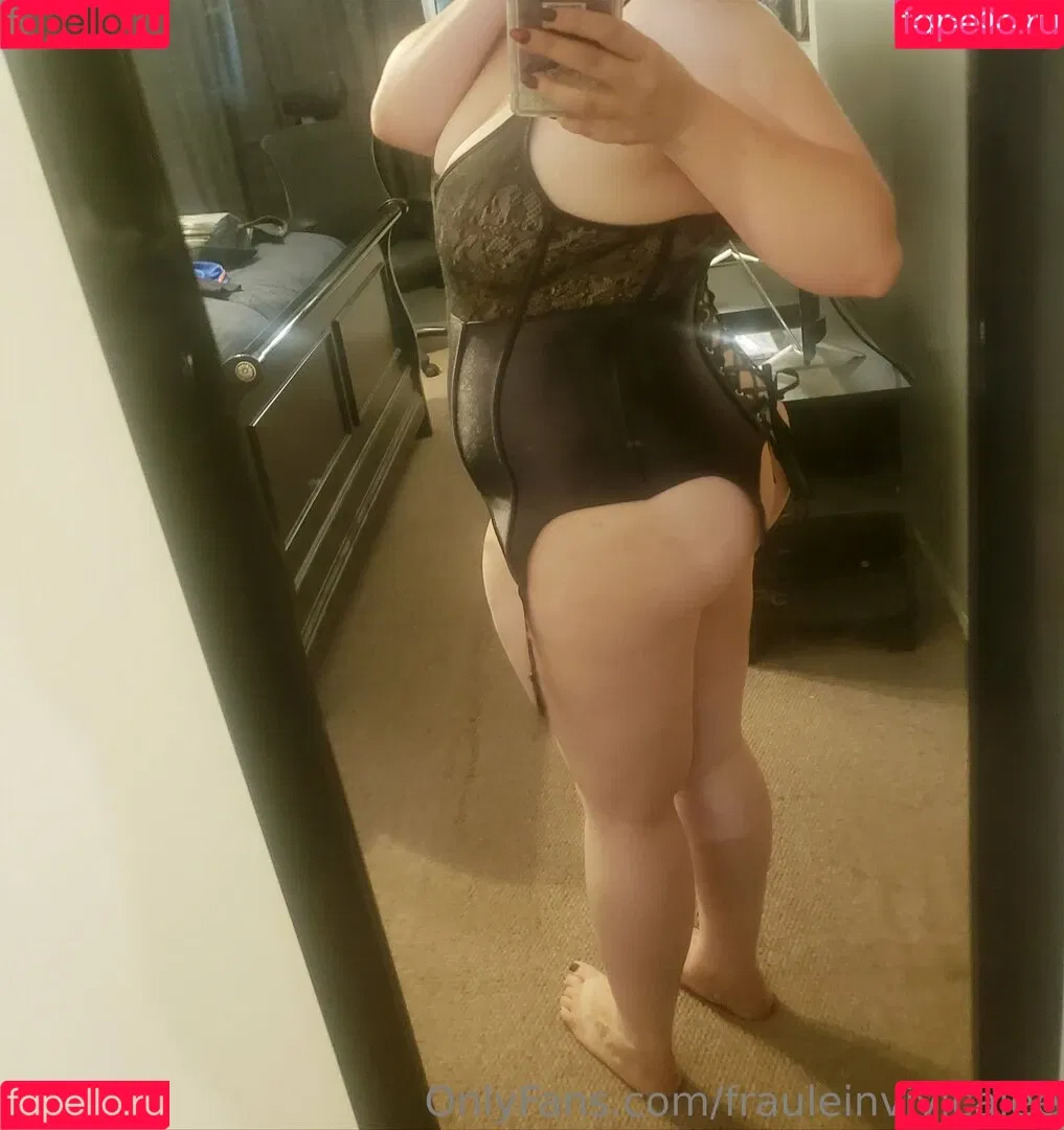 frauleinvivicalee Onlyfans Photo Gallery 