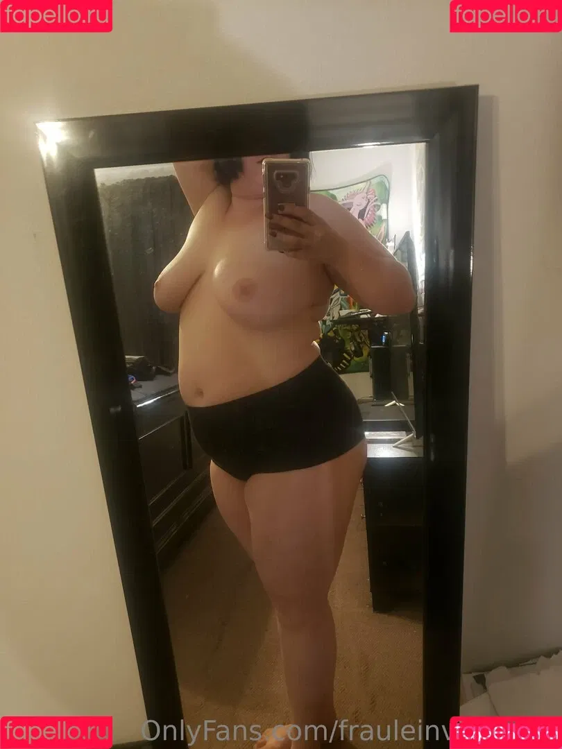 frauleinvivicalee Onlyfans Photo Gallery 