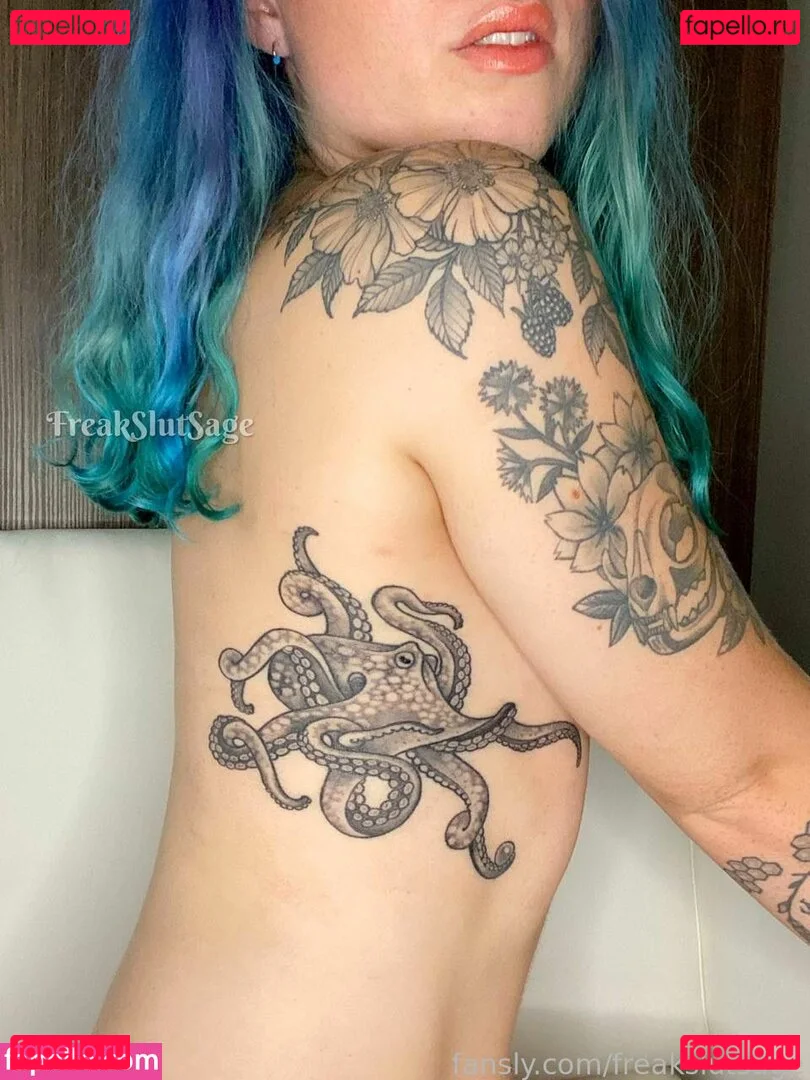 freakslutsage Onlyfans Photo Gallery 