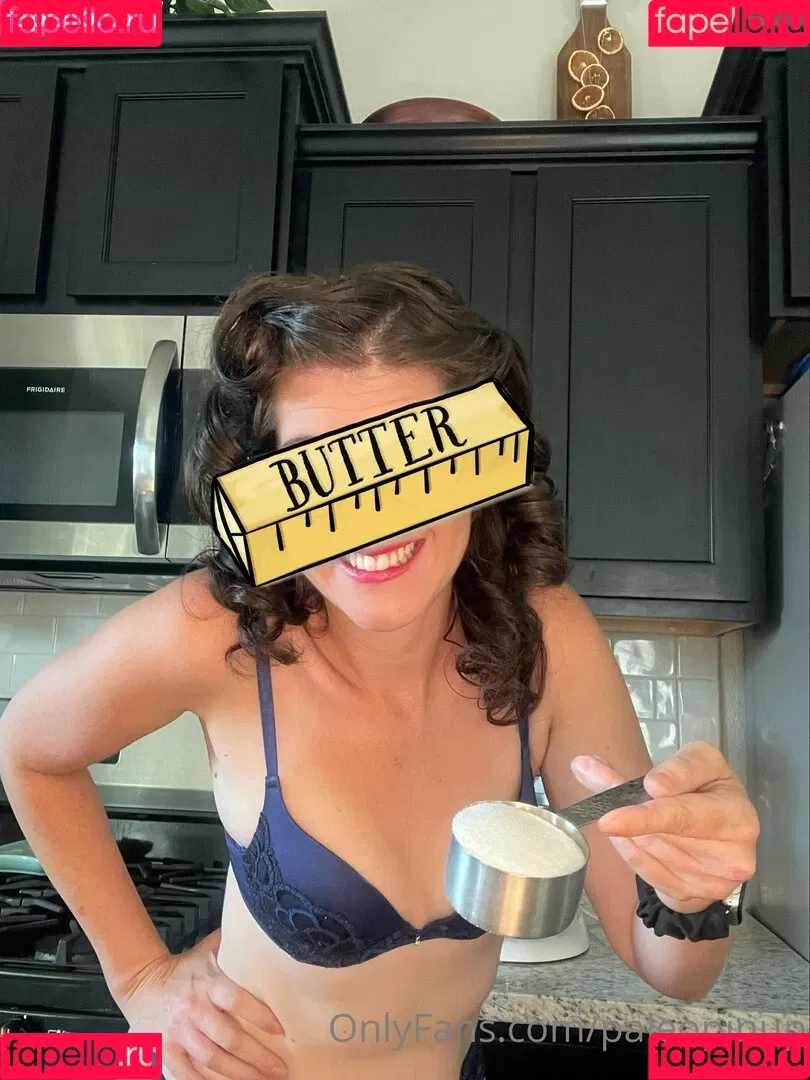 paleopinup Onlyfans Photo Gallery 