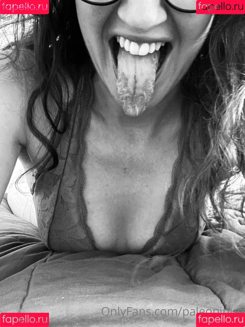 paleopinup Onlyfans Photo Gallery 