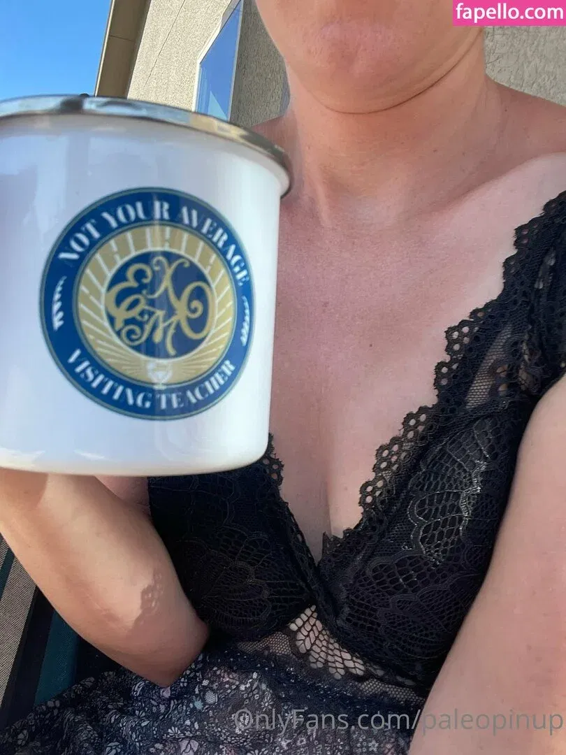 paleopinup Onlyfans Photo Gallery 