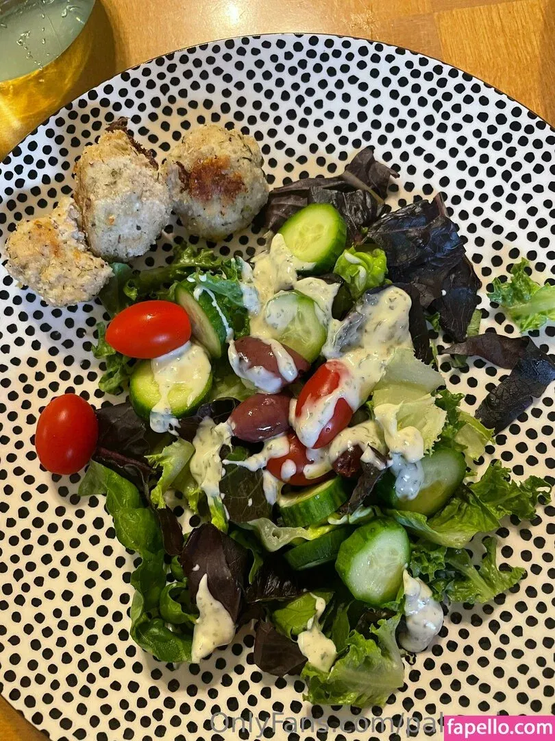 paleopinup Onlyfans Photo Gallery 