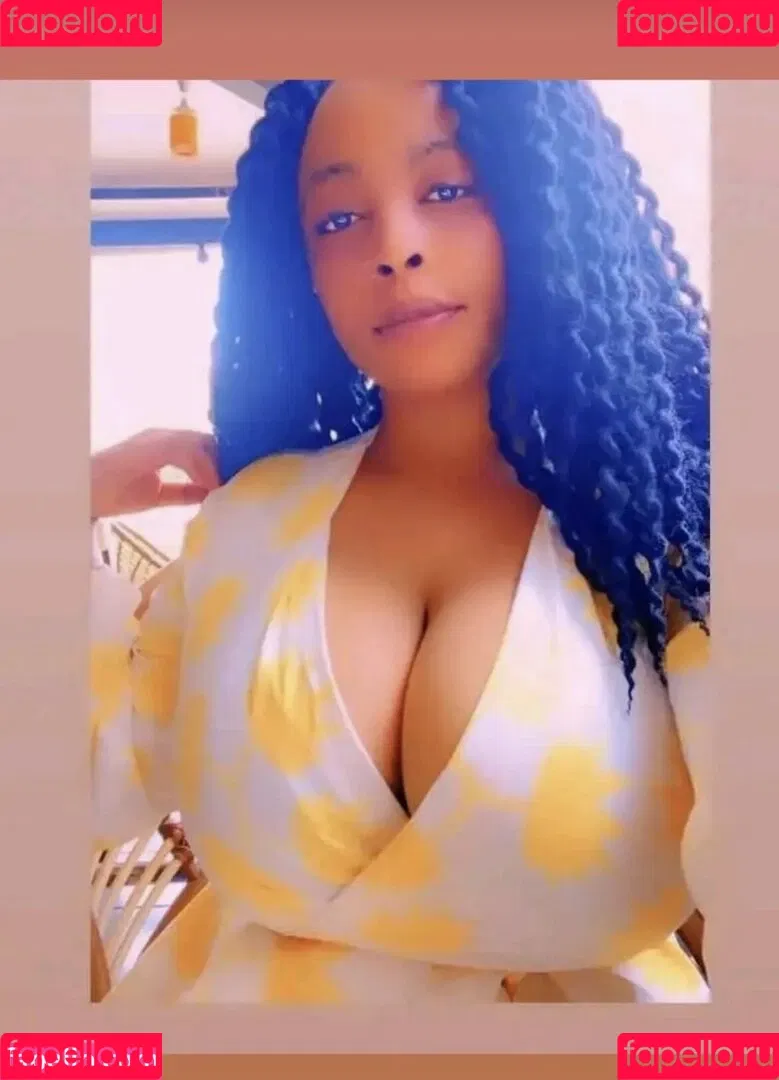 Saadahali5 Onlyfans Photo Gallery 