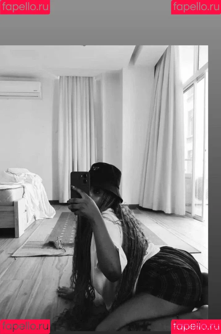 Saadahali5 Onlyfans Photo Gallery 