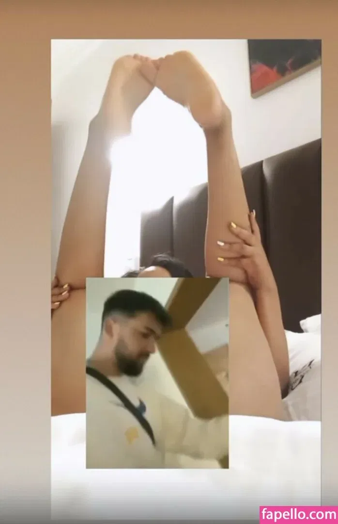 Saadahali5 Onlyfans Photo Gallery 