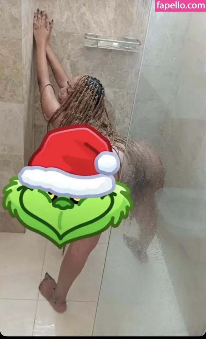 Saadahali5 Onlyfans Photo Gallery 