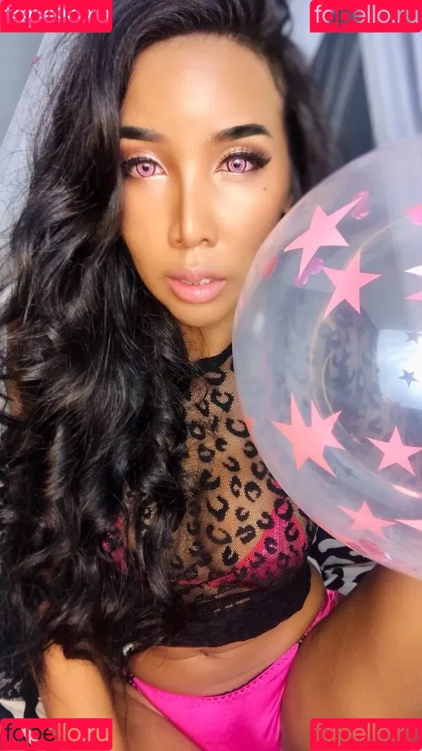 ladyboyshasha Onlyfans Photo Gallery 