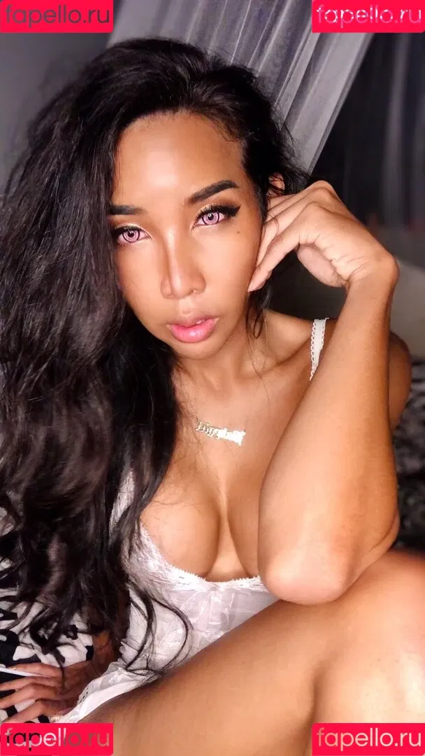 ladyboyshasha Onlyfans Photo Gallery 
