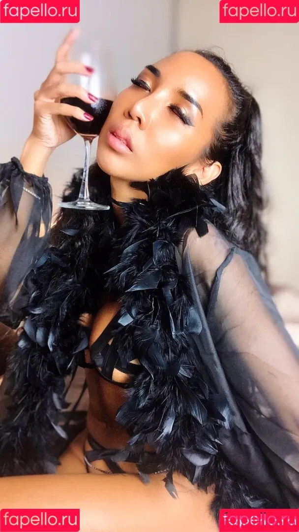 ladyboyshasha Onlyfans Photo Gallery 
