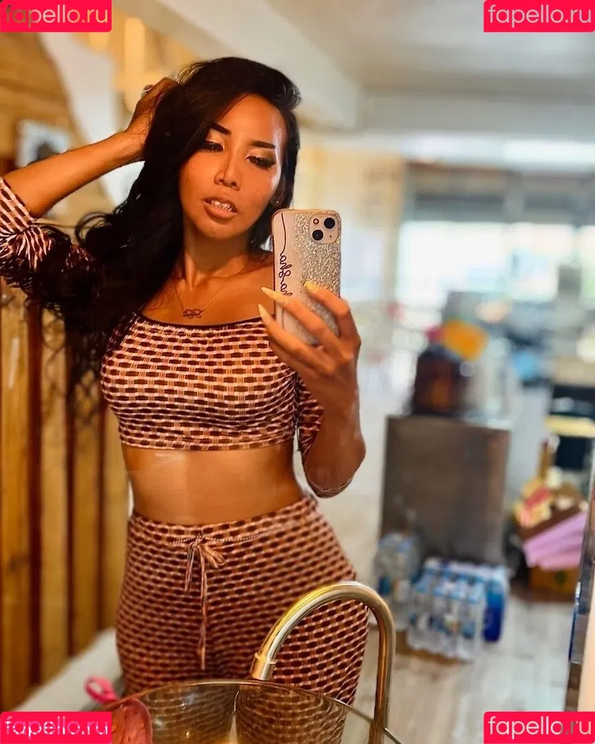 ladyboyshasha Onlyfans Photo Gallery 