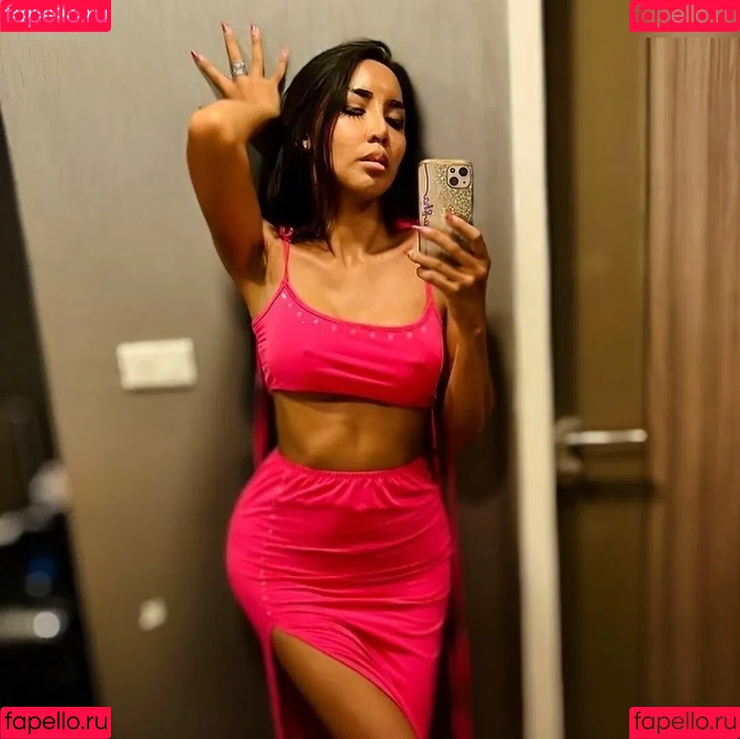 ladyboyshasha Onlyfans Photo Gallery 