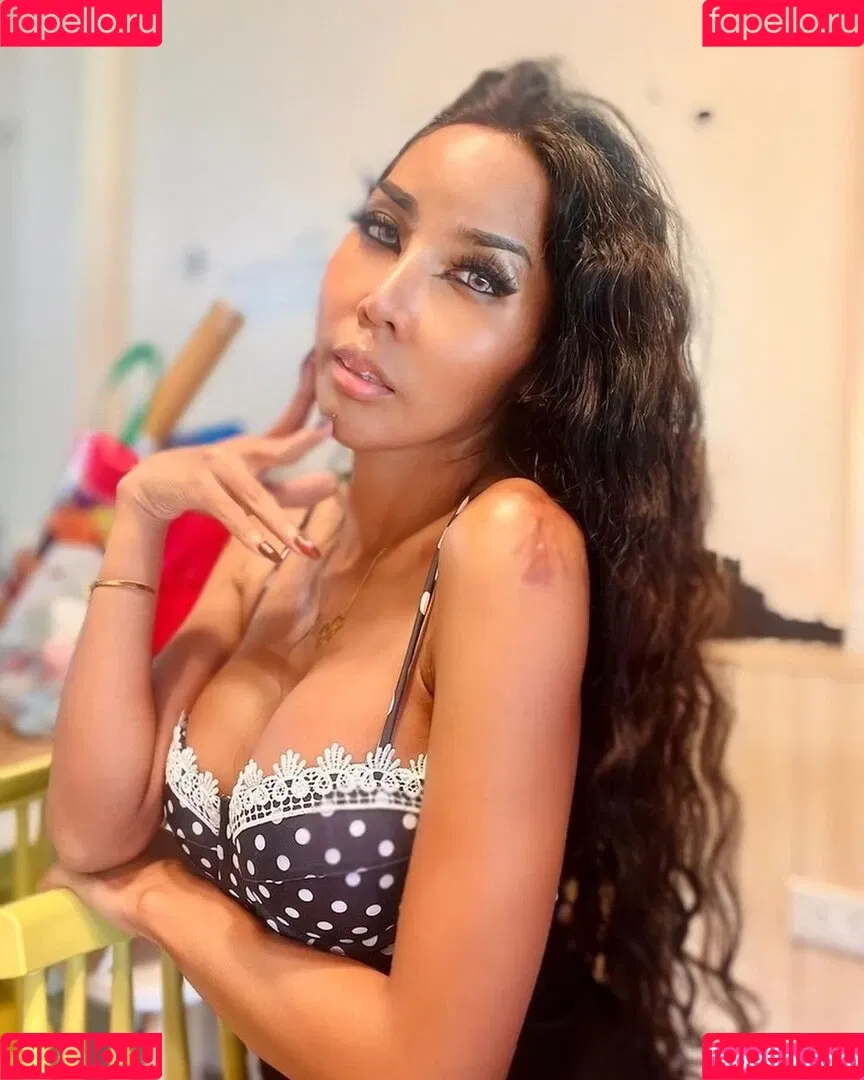 ladyboyshasha Onlyfans Photo Gallery 
