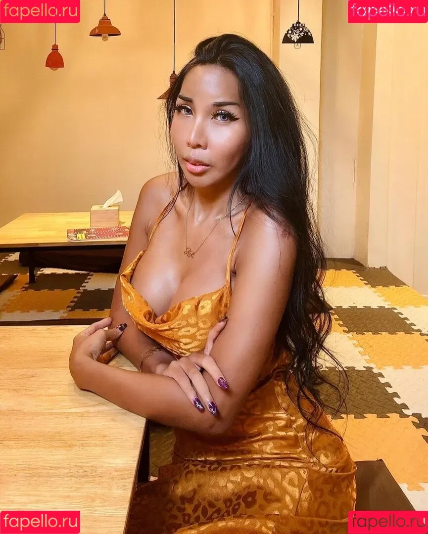 ladyboyshasha Onlyfans Photo Gallery 