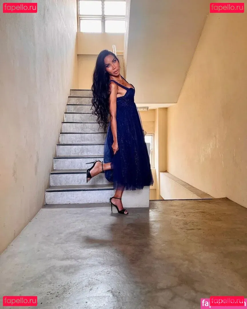 ladyboyshasha Onlyfans Photo Gallery 