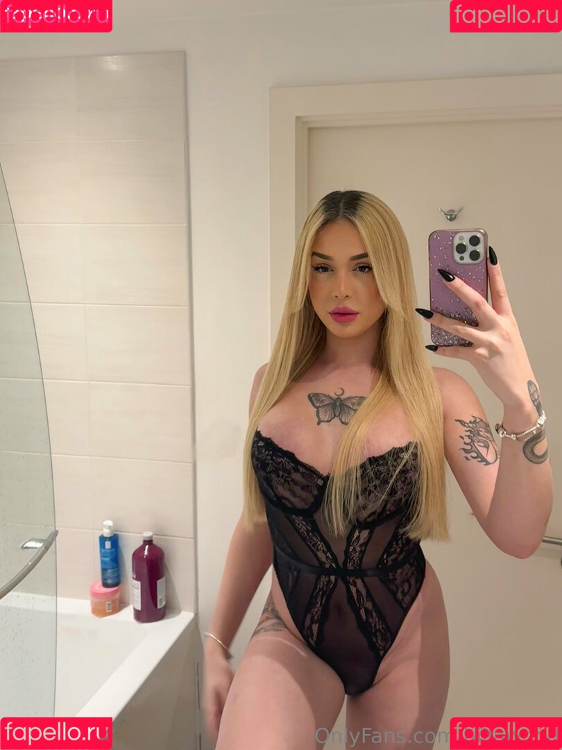 Hillawood Onlyfans Photo Gallery 