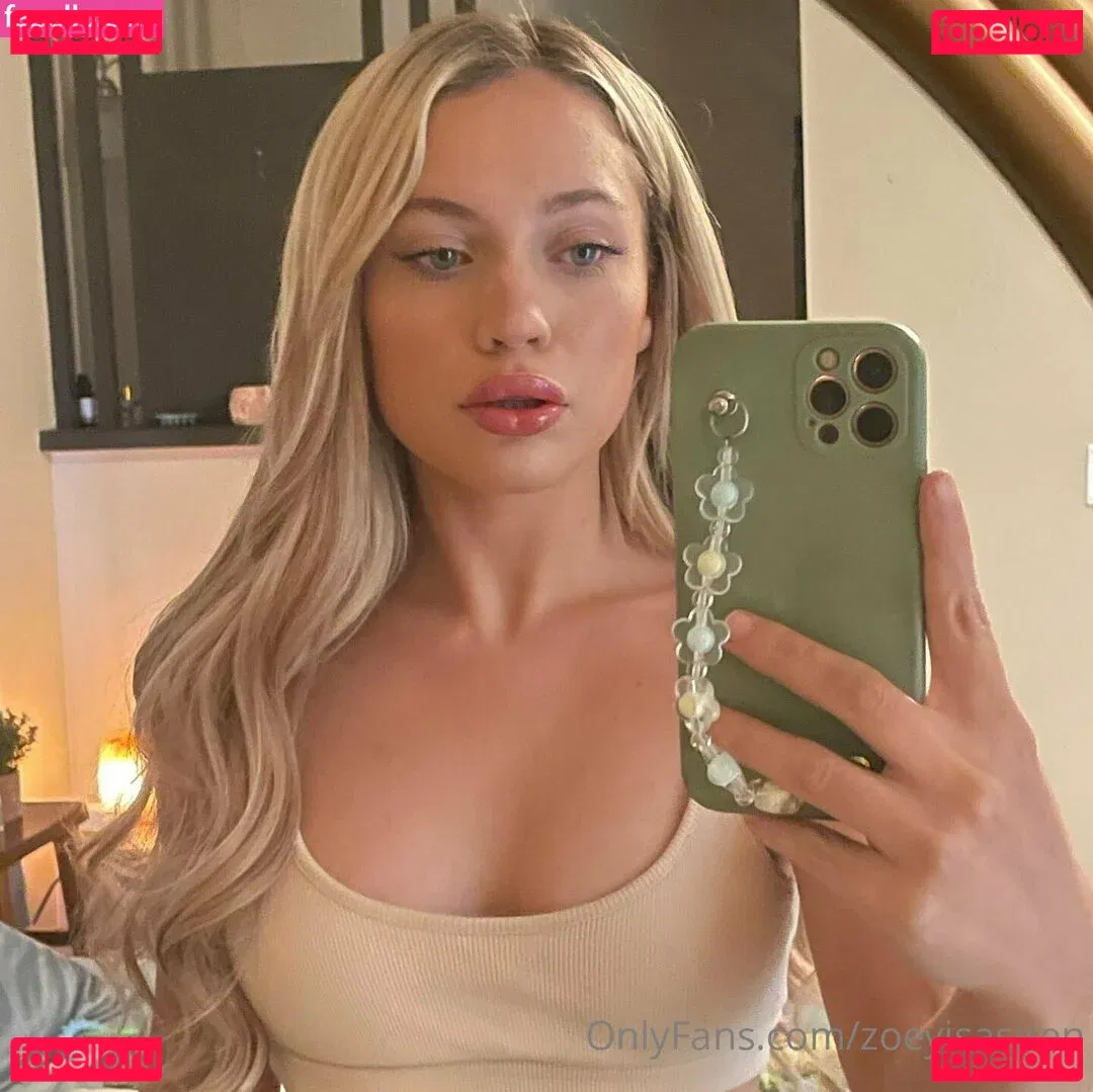 zoeyisasiren Onlyfans Photo Gallery 