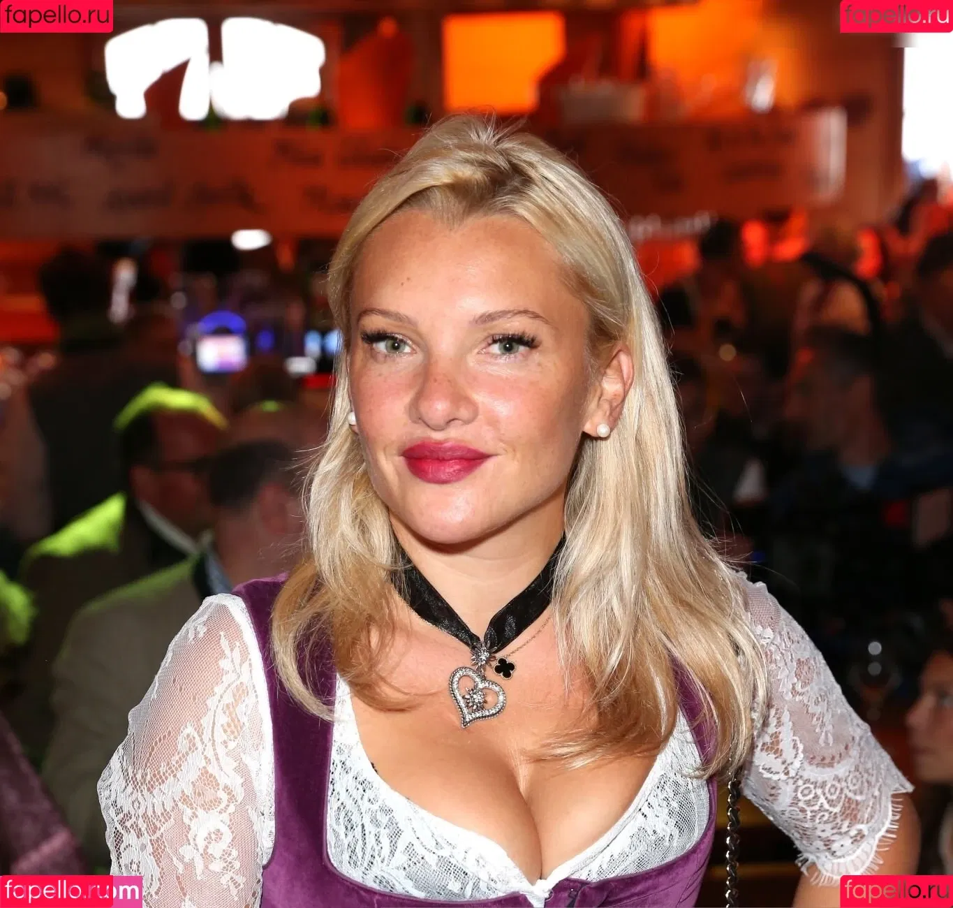 Evelyn Burdecki Onlyfans Photo Gallery 