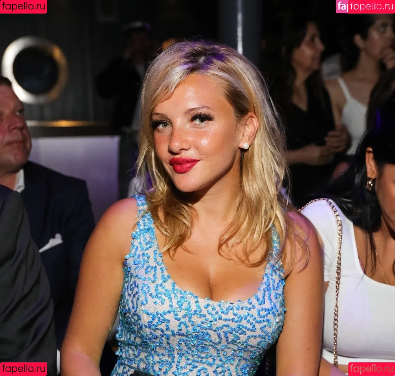 Evelyn Burdecki Onlyfans Photo Gallery 