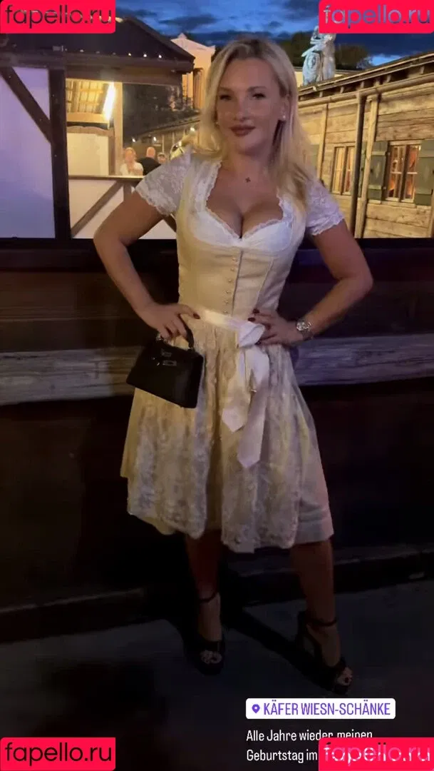 Evelyn Burdecki Onlyfans Photo Gallery 