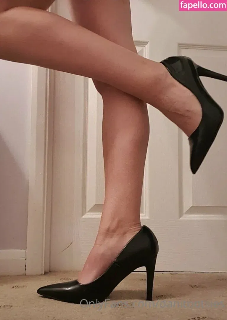 goddess_daniella Onlyfans Photo Gallery 