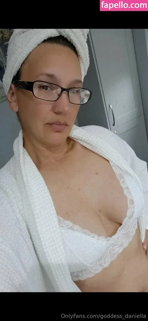 goddess_daniella Onlyfans Photo Gallery 