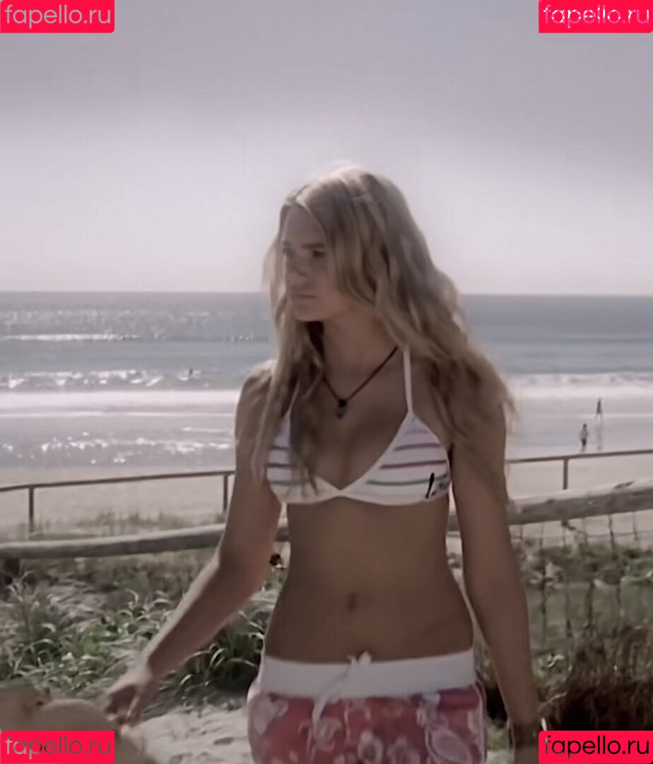 Indiana Evans Onlyfans Photo Gallery 