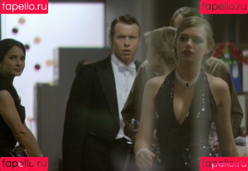 Indiana Evans Onlyfans Photo Gallery 