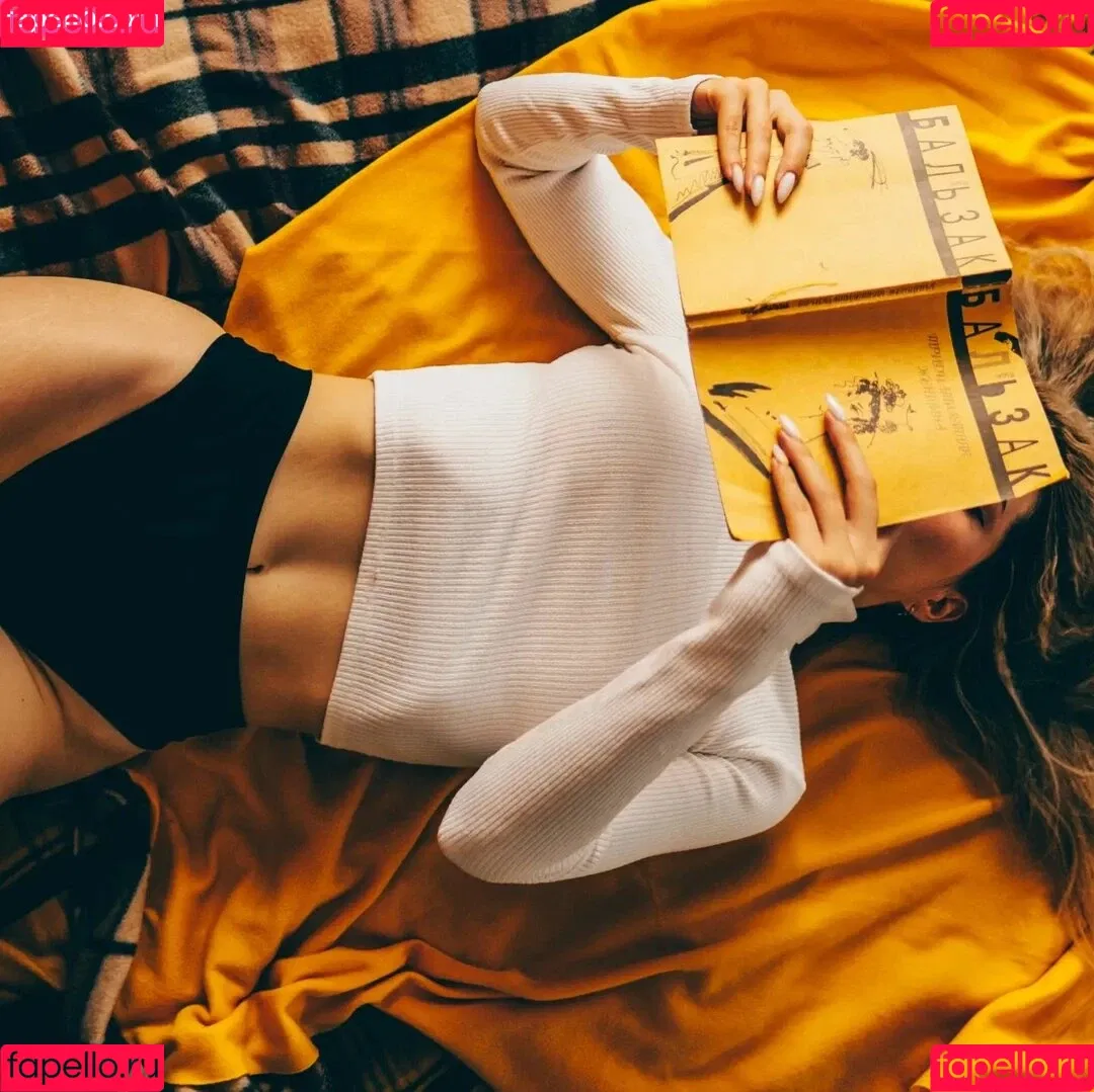 AlinaNaMeli Onlyfans Photo Gallery 