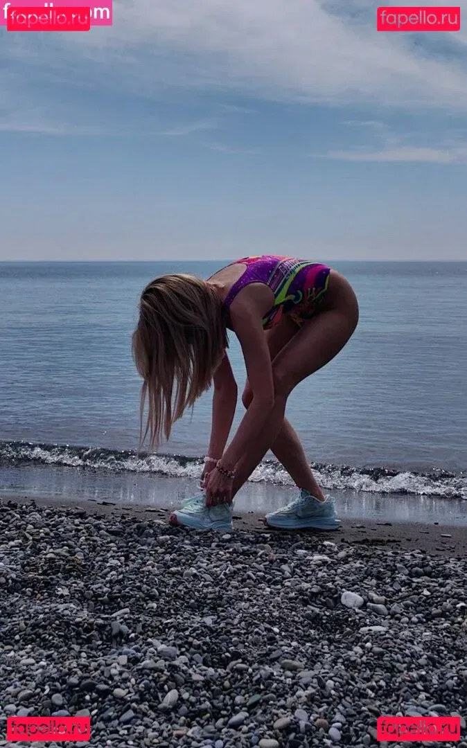 AlinaNaMeli Onlyfans Photo Gallery 