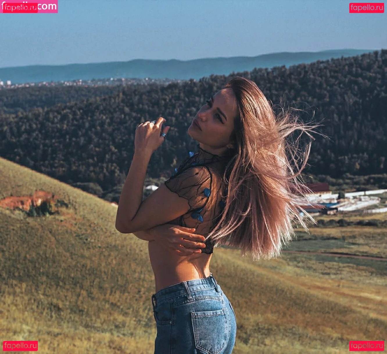 AlinaNaMeli Onlyfans Photo Gallery 