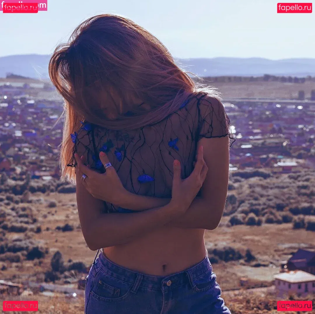 AlinaNaMeli Onlyfans Photo Gallery 