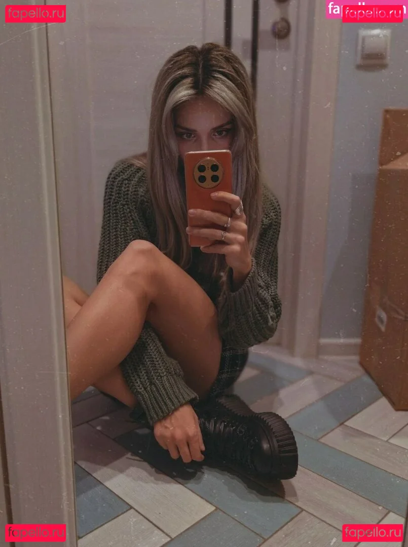 AlinaNaMeli Onlyfans Photo Gallery 